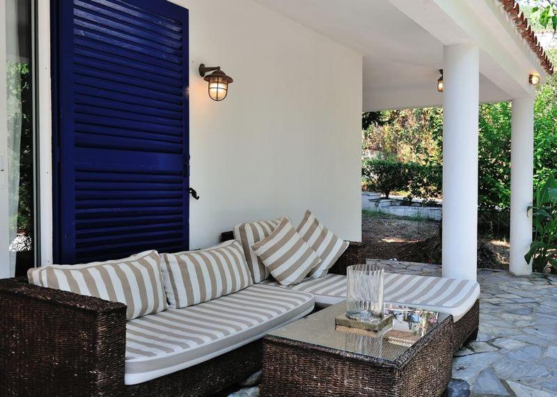 Villa Ftelia Skiathos Exterior photo