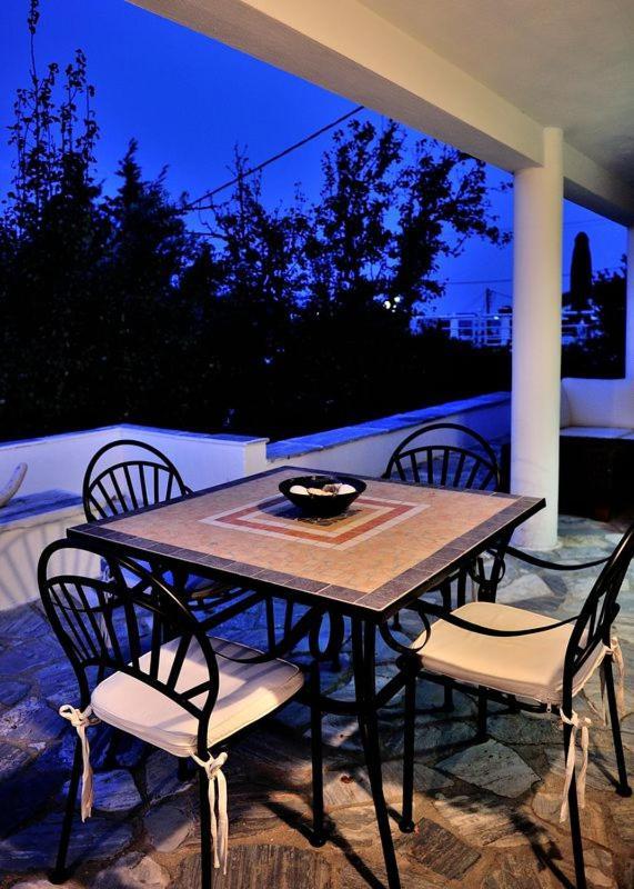 Villa Ftelia Skiathos Exterior photo