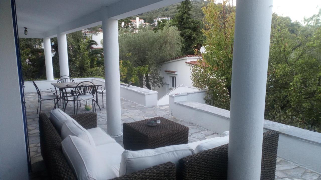 Villa Ftelia Skiathos Exterior photo